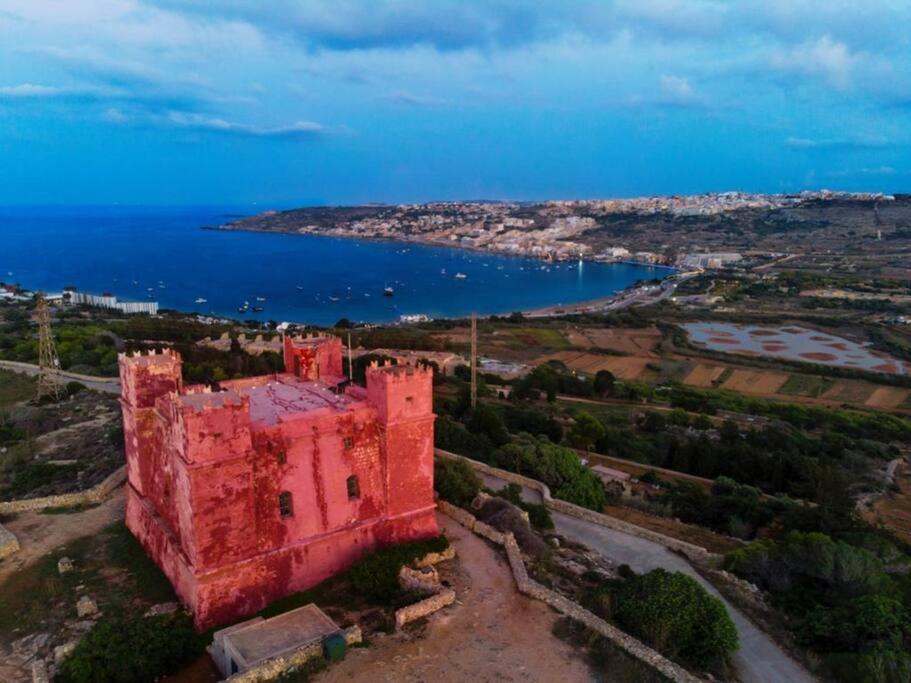 Seaside Serenity - A Lovely Apartment With Views Mellieħa Εξωτερικό φωτογραφία